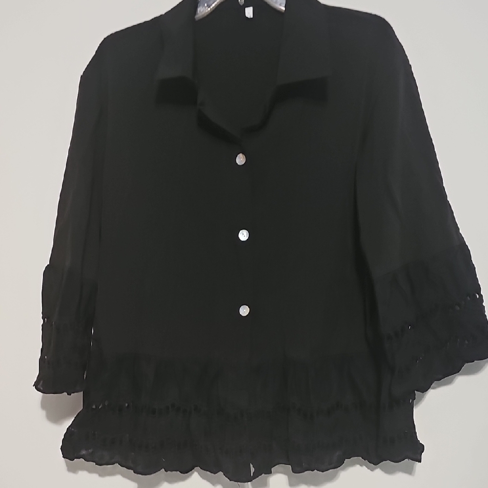 New Boutique Brand Elegant Black Eyelet Women's Top Sz L Runs Big